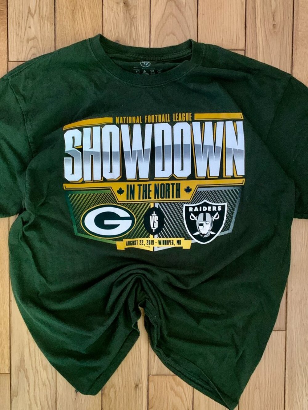 47 brand 2019 NFL Showdown In the North Packers Raiders Tee Men's Large Winnipeg